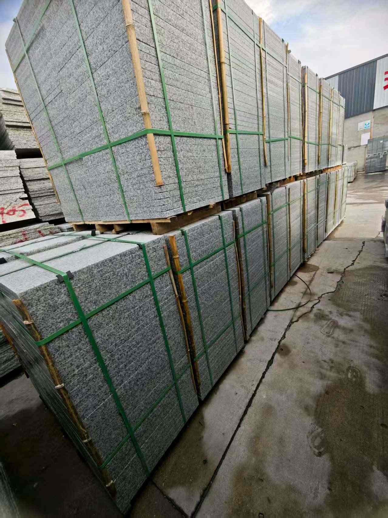 焦作芝麻白地铺版 石材地铺石