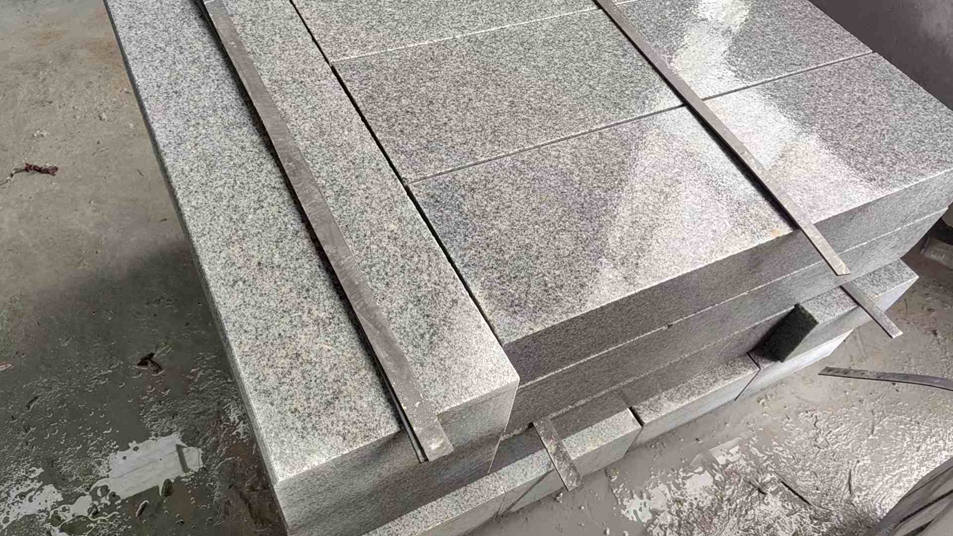 焦作芝麻灰 芝麻白 路牙石 路侧石 马路牙子